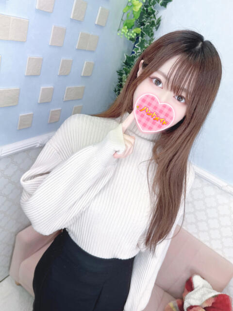ぱちりす 神田ハンドメイド（美少女手コキ専門店）