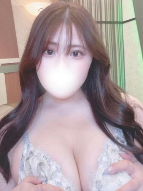 すずは エンジェルマスカット（巨乳ぽっちゃりデリヘル）