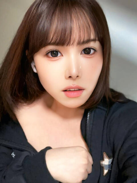 りぃ サクラムーン（ニューハーフデリヘル）