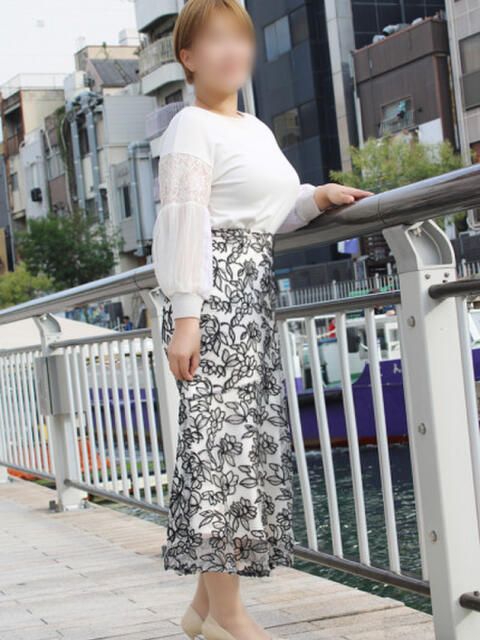 ことか 奥鉄オクテツ大阪(駅待ち合わせ型人妻デリヘル)