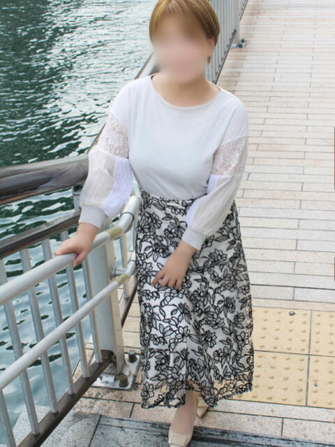 ことか 奥鉄オクテツ大阪(駅待ち合わせ型人妻デリヘル)