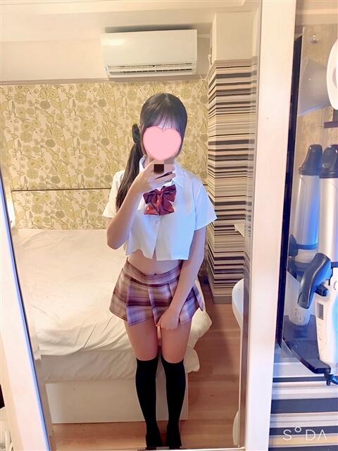 りん 派遣型JKリフレ ぷるぷる新宿（派遣型リフレ）