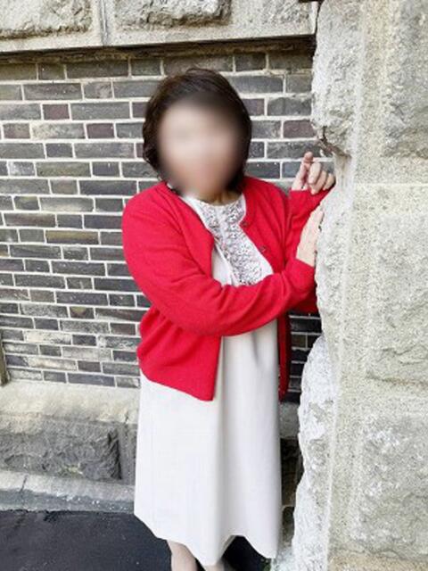 かおる 完熟ばなな札幌・すすきの(人妻熟女デリヘル)