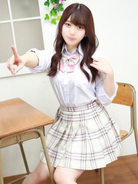 小日向もも 池袋パラダイス(ホテヘル&デリヘル)