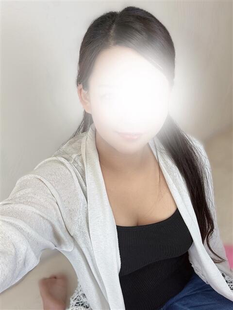 ゆりあ 沖縄素人図鑑(デリヘル)