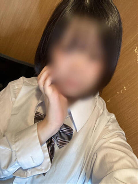 あず 西川口ビデオdeはんど(店舗型ビデオBOX風手コキ店)