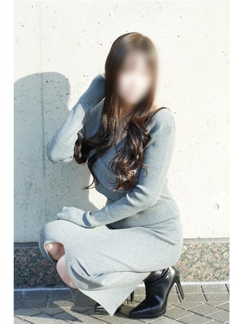 さな 奥鉄オクテツ大阪(駅待ち合わせ型人妻デリヘル)