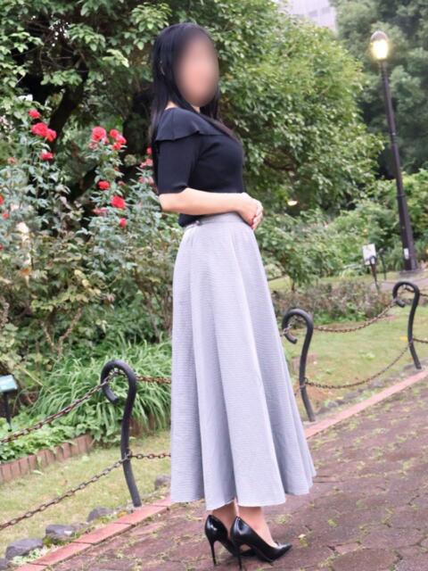 亜紗美 東京人妻フォーシーズンズ（人妻・熟女待ち合わせデリヘル）