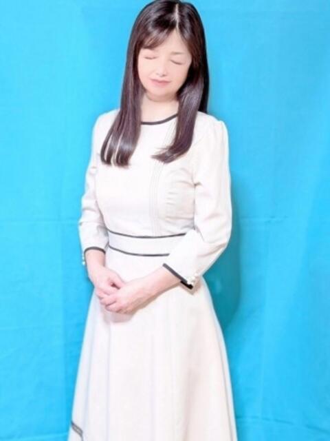 森山 カーネーション(鶯谷)（人妻・熟女デリヘル）