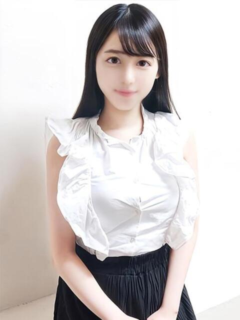 ゆうな♡黒髪清楚なFカップ♡ ハイクラスド素人倶楽部(デリヘル)