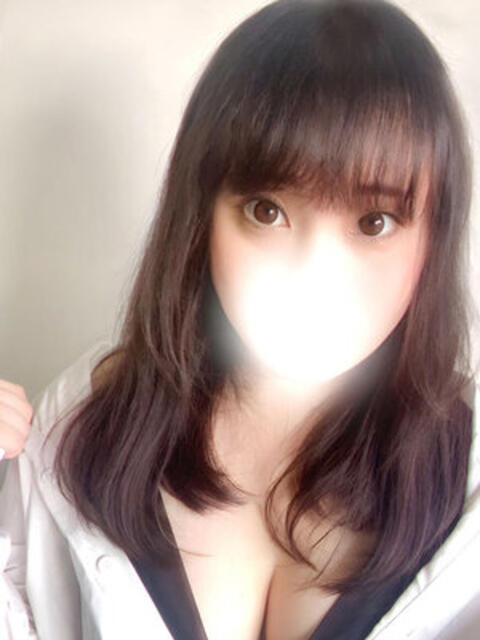 浅野ここみ 全裸の極みorドッキング痴漢電車（ホテヘル）