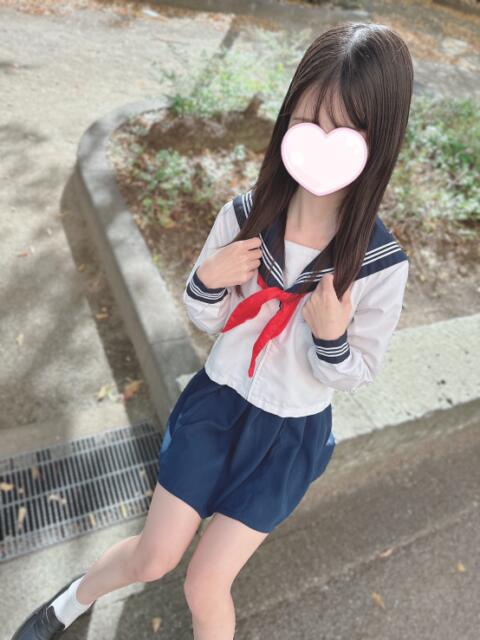 体験期間りえ『SSS級候補☆キレカワ華奢なミニマム美少女』 錦糸町派遣型JKリフレガチあい（派遣リフレ）