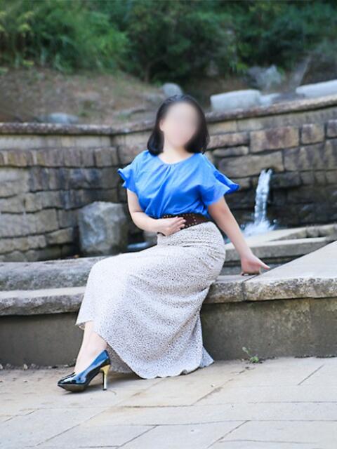 吉野なつめ こあくまな熟女たち 広島店（KOAKUMAグループ）（人妻・熟女デリヘル）