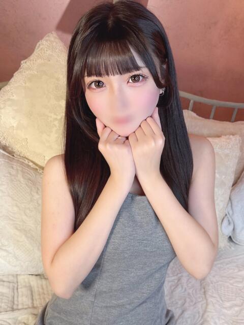 こもも【純白18歳の衝撃】 STELLA TOKYO-ステラトウキョウ-(デリヘル)