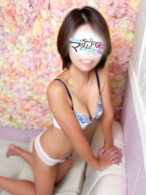 なつな【FG系列】 マダムFG柏本店(人妻デリヘル)