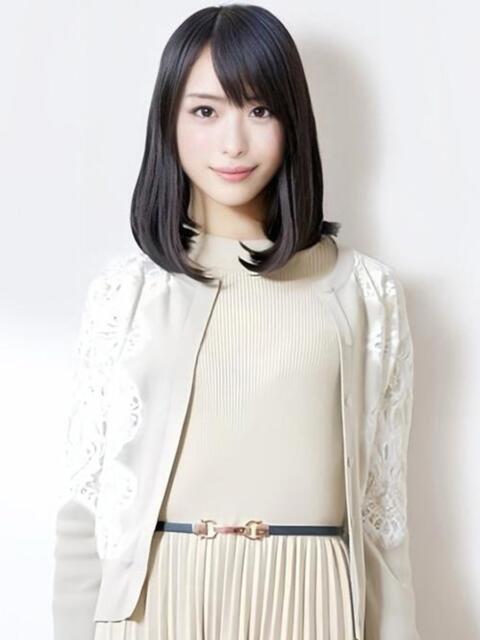 はくあ♪Eカップの色白JD 女子大生専門店白百合（デリヘル）