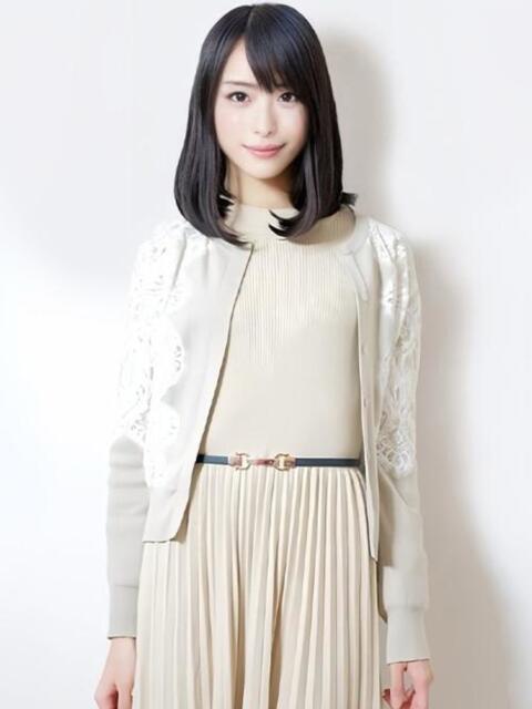 はくあ♪Eカップの色白JD 女子大生専門店白百合（デリヘル）