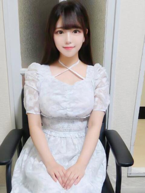 ゆりこ♪美巨乳の美少女 女子大生専門店白百合(デリヘル)