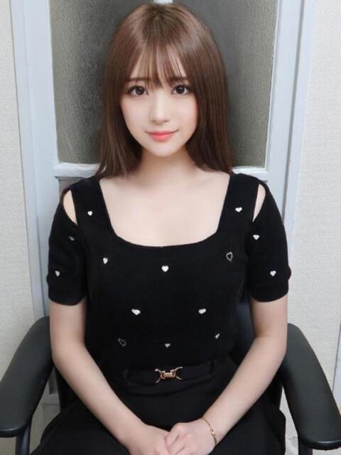 さあや♪超原石!期待大 女子大生専門店白百合(デリヘル)