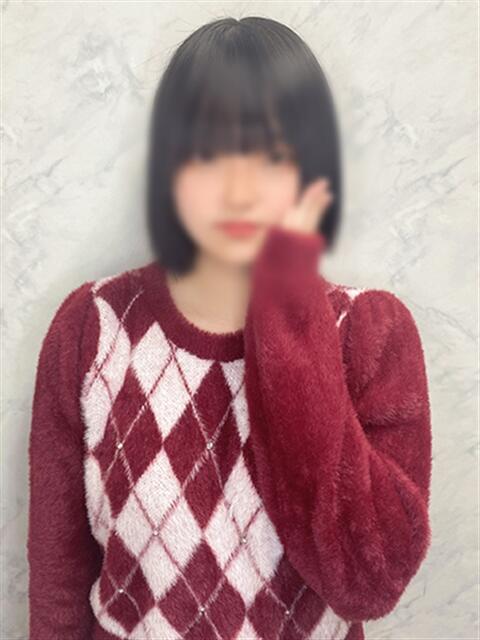 もも 渋谷くいーんず（素人専門ホテヘル＆デリヘル）