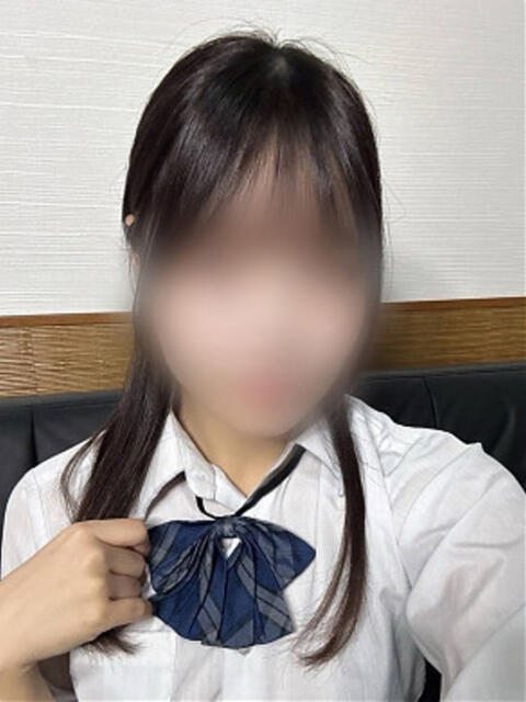 りり 西川口ビデオdeはんど（店舗型ビデオBOX風手コキ店）