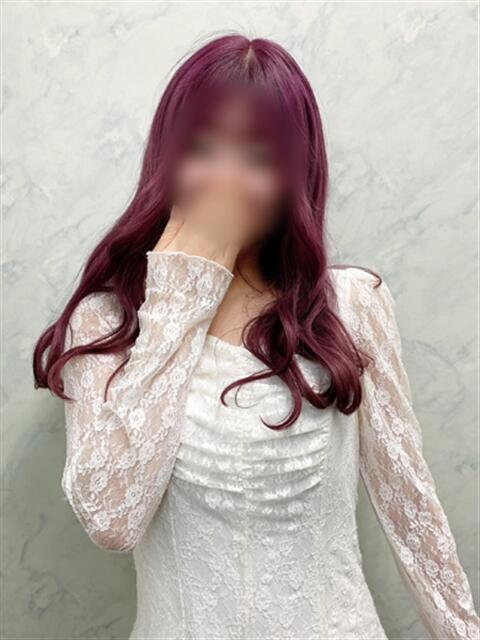 まい 渋谷くいーんず（素人専門ホテヘル＆デリヘル）