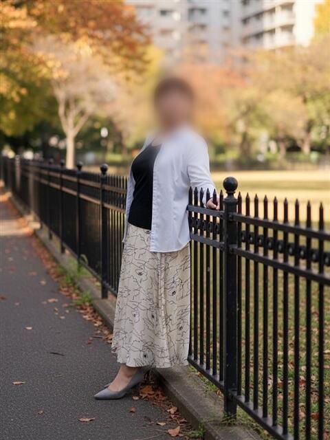 立花 由里香 熟女パラダイス池袋店(カサブランカグループ)(人妻熟女デリへル)