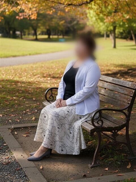 立花 由里香 熟女パラダイス池袋店(カサブランカグループ)(人妻熟女デリへル)