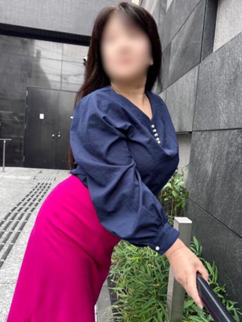 すず 池袋おかあさん(待ち合わせ型ヘルス)