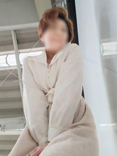 しほ 池袋おかあさん（待ち合わせ型ヘルス）