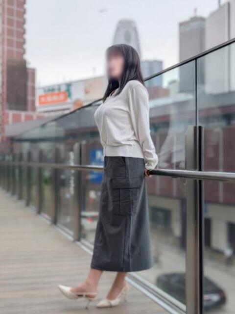 ゆみ 池袋おかあさん（待ち合わせ型ヘルス）