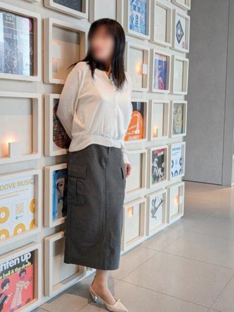 ゆみ 池袋おかあさん（待ち合わせ型ヘルス）