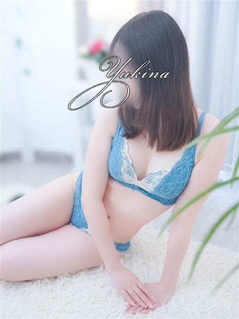 ゆきな 西船人妻花壇（人妻デリヘル）