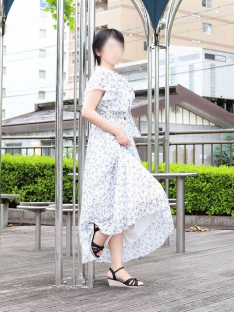 小原 れな こあくまな熟女たち三河店(KOAKUMAグループ)(人妻・熟女デリヘル)