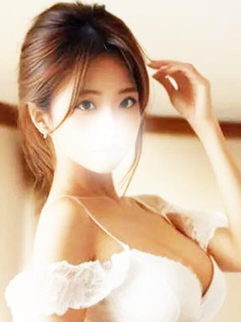 夏川みいな 埼玉出張エステ美魔女セレブ(デリヘル)