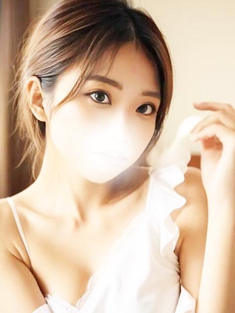 夏川みいな 埼玉出張エステ美魔女セレブ(デリヘル)