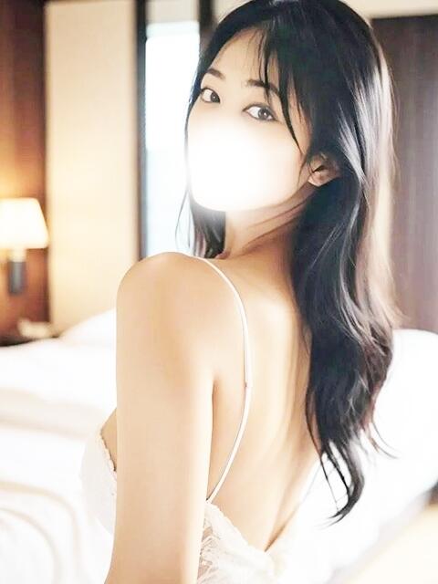 繭森えみな 埼玉出張エステ美魔女セレブ(デリヘル)