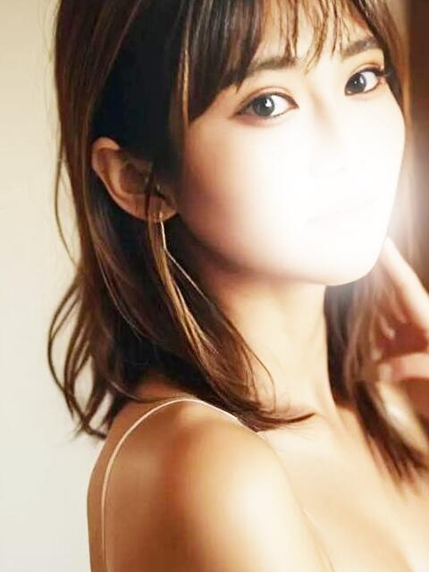 椎名とまと 埼玉出張エステ美魔女セレブ（デリヘル）