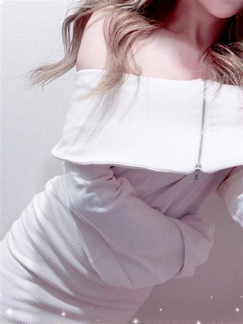 麗奈-れいな- 淫らなオンナ性体師･･･そして曖昧なひと時(本格派オイル性感マッサージ)（出張アロマエステ）