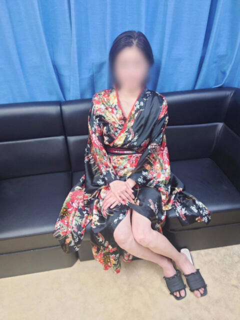 鈴奈（すずな） 大阪ツーショット・キャバクラ　和（ツーショットキャバクラ）