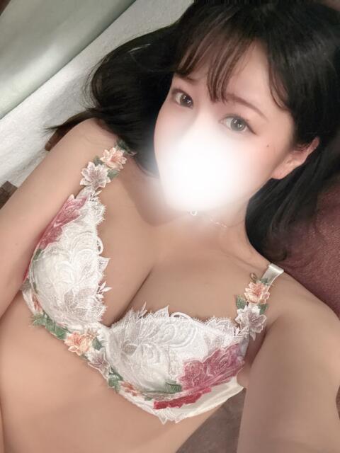 《 愛莉奈 》ありな BABY DOLL（デリヘル）