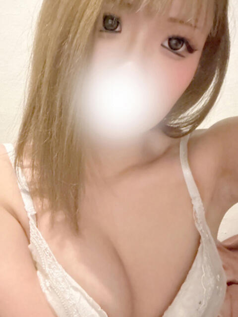 せ　な アイドルソープ　萌えっ娘学園（ソープランド）