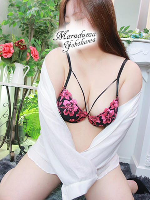 まゆ 丸妻 横浜本店（待ち合わせ型人妻デリヘル）