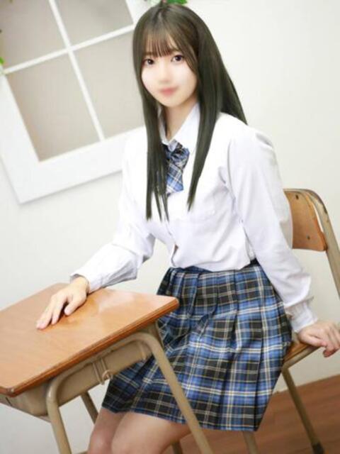 山中せりな 池袋パラダイス(ホテヘル&デリヘル)