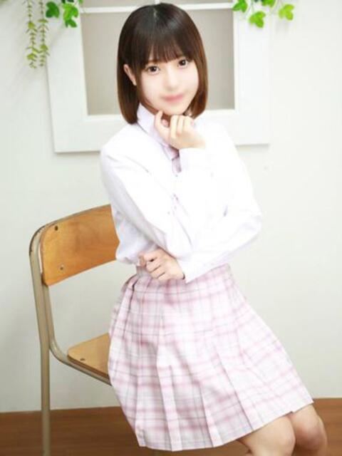 小春えみ 池袋パラダイス（ホテヘル＆デリヘル）