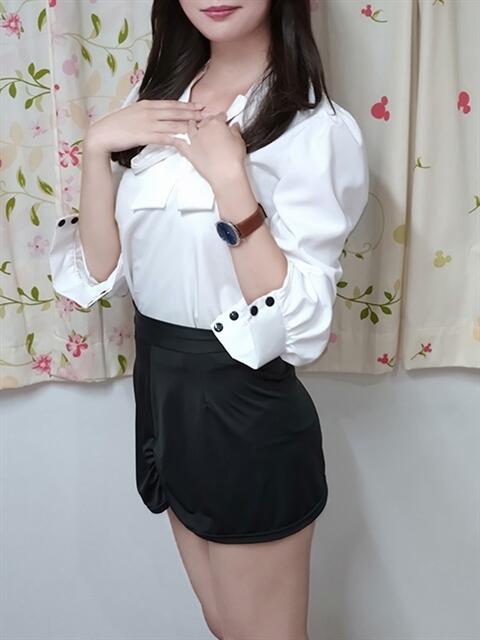 ななこ ~優しい若妻倶楽部~Mrs.女神(人妻デリヘル)