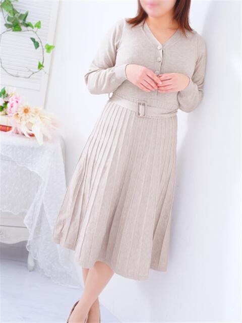 西澤 まなみ ミセス・レヴォアール～再会～（人妻性感デリヘル）