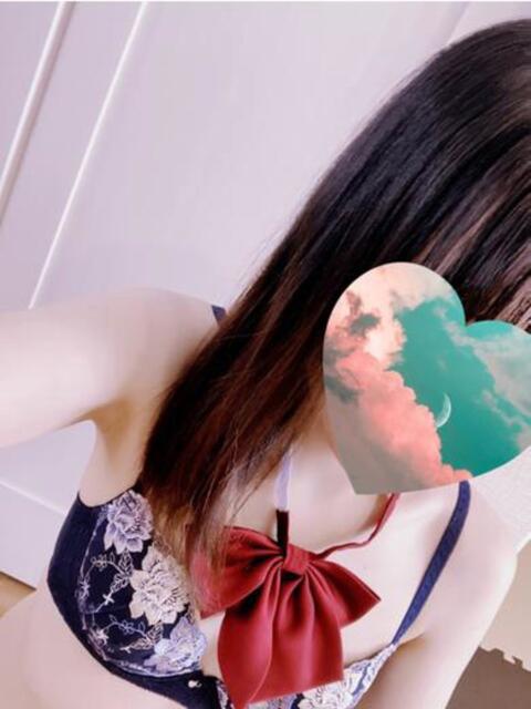 井上 りら(人妻) 女子会×プレミアム（デリヘル）