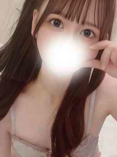 ぱるみ 全裸のいいなり美女OR満員ちかん電車（ホテヘル＆デリヘル）