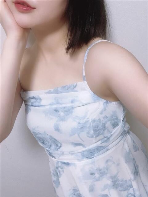 月山りん Aroma w.Lupinus アロマルピナス(八王子)(【非風俗】メンズエステ)